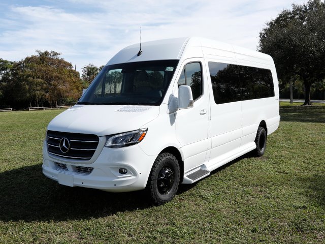 2024 Mercedes-Benz Sprinter Cargo Van Base