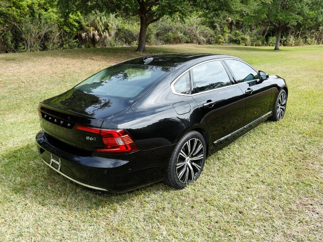 2023 Volvo S90 Plus's photo