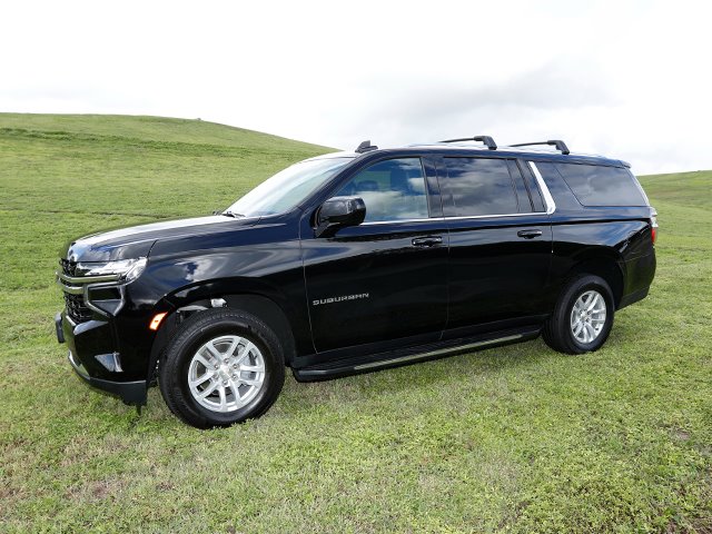2023 Chevrolet Suburban LS