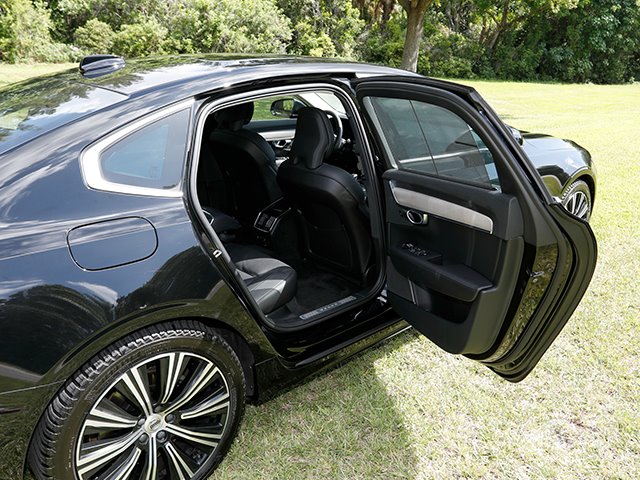 2024 Volvo S90 Plus - Photo 22
