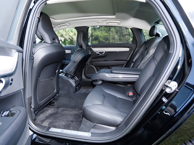 2024 Volvo S90 Plus - Photo 25