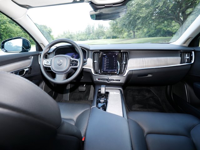 2024 Volvo S90 Plus - Photo 15