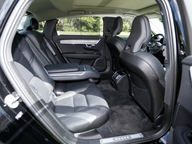 2024 Volvo S90 Plus - Photo 23